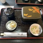 うなぎ初 - うな重定食・上 2,700円+税