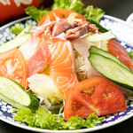 nihonshutokaisenkakuuchiyashimbashi - 海鮮サラダ