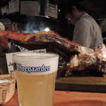 maru 2F - ホワイトビール、ヒューガルデン