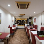Crimson Restaurant&Bar - 