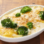 Happy Camper SANDWICHES - マカロニチーズグラタン