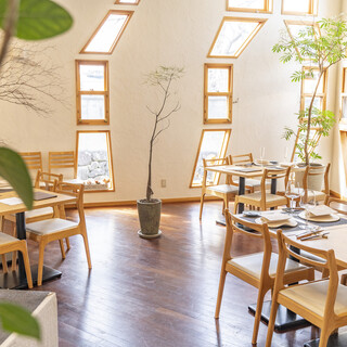 お洒落な店内.。.:*・゜☆