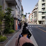 手打式超多加水麺 ののくら - とある水曜日13時の待ち状況