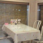 Okonomiyaki Poplar - 店内のテーブル席の一部です