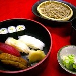 千成 - 宴会メニューの一部・・・半寿司と半蕎麦