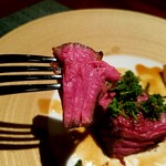 蒼 - 上田畜産 但馬玄のシャトーブリアン。私は牛肉が大好きだ！と叫びたくなる。このきれいな味わいは、他で経験したことはありません。但馬玄のコンソメソースに花山椒を合わせていただけば、間違いなく人生のピークだと感じました(笑)