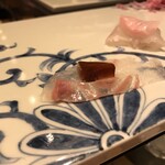 鮓 きずな - 明石 ひらめ うす造り ポン酢のジュレ