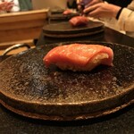 鮓 きずな - 東京 三宅島 本鮪中トロ