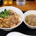 横浜とんとん - ちゃーしゅう丼