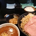 Tsukemen Doden - 脂は別皿