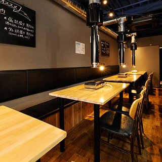 From solo Yakiniku (Grilled meat) to banquets! We also have courses that are convenient for gatherings.