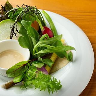 6月より月曜日のディナーも営業！