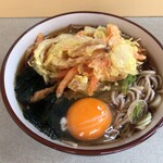 立ち食いそば たんぽぽ - かき揚げそば(420円)+生卵(50円)