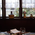 ア・ラ・プラージュ - 2009/5月：我が家の親子3人のいつもの指定席から窓外を望む