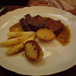 ア・ラ・プラージュ - 2009/5月：肉料理①牛フィレのステーキ