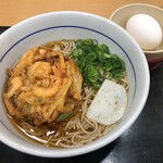 Nakau - 海老かきあげそば(500円)+こだわり卵(80円)