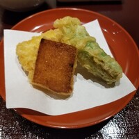 京都祇園 八坂圓堂 大丸東京店 - 玉蜀黍・海老パン・エンドウ豆コロッケ