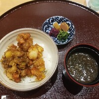 京都祇園 八坂圓堂 大丸東京店 - 食事　天丼 赤出汁 漬物
