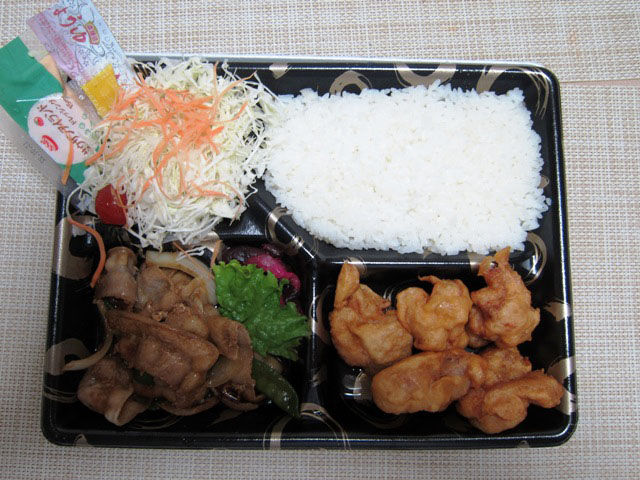 面白メニューもありますが 今回はジャンボ系メニューから By 左の宮本 お弁当 どんどん 白根店 南アルプス市その他 弁当 食べログ