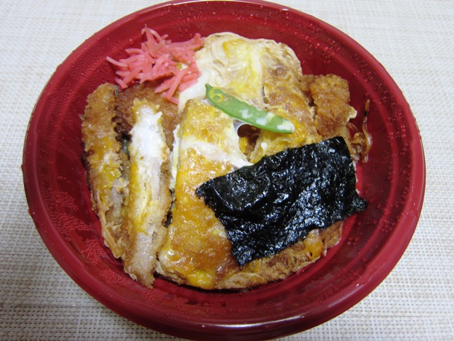 面白メニューもありますが 今回はジャンボ系メニューから By 左の宮本 お弁当 どんどん 白根店 南アルプス市その他 弁当 食べログ