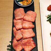 焼肉 高麗ガーデン 南堀江店 - 上塩タン①