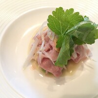 エルルカン・ビス - <RS共通>秀麗豚ロース肉の薄切りポッシェ