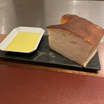 イル アオヤマ - フォカッチャ