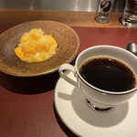 イル アオヤマ - デザートとコーヒー