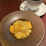 イル アオヤマ - 宮崎マンゴー
      貴腐ワインとパッションフルーツのシャーベット