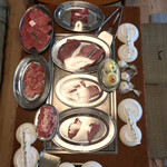 オカダ食品株式会社 - 本日のお肉達