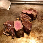 オカダ食品株式会社 - 和牛極上ヒレステーキ肉 200g×2 食べ頃