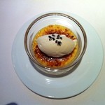 レストラン・セン - ネクタリンのクレームブリュレ