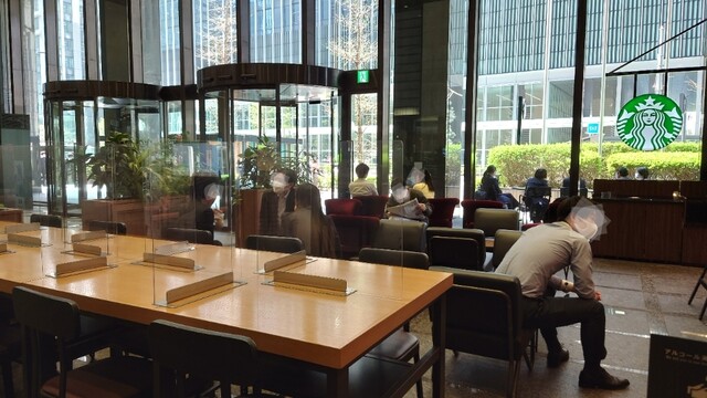 スターバックス コーヒー Kddi大手町ビル店 大手町 カフェ 食べログ スターバックス コーヒー Kddi大手町ビル店 大手町 カフェ 食べログ