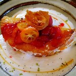 トロン - 苺のオムレット￥950
      上に乗せてあるのはカリカリ食感のクレープ生地