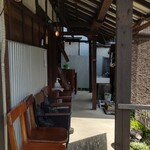 トロン - 入り口