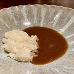 蒼 -  ソースキュリー これはやばい、具無しのソースキュリーがめちゃ旨い！ 先程の但馬玄の筋や骨のフォンドボーを、デミグラスソースを作る様な工程で仕上げたカレーのルー、香辛料の香りも素晴らしいですし、旨みがとにかく半端ないです。