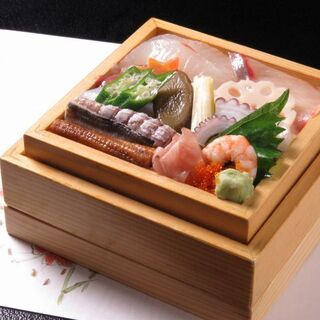 当店名物一番人気の返し寿司!!単品2400円