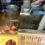 手造りうどん 楽々 - うどんは圧力鍋で。綺麗な牛肉