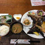 あじろや - サービス定食