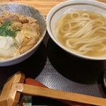 純愛うどん なでしこ - 日南鶏の炙り親子丼セット（￥950）