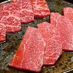 焼肉 思食 - 
