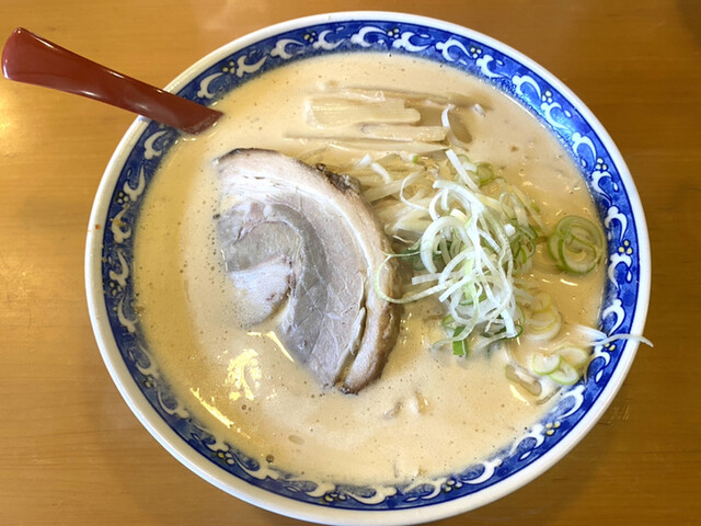 らーめん○美 春鶴（まるみしゅんかく） - 新富士（ラーメン）の写真