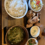 飯処 ふぉす。 - ムネ肉とモモ肉のMIX定食