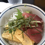 お食事処 白川 - ミニマグロ丼