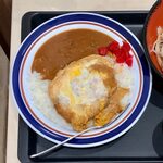 名代 富士そば - カレーかつ丼セット ¥790 のカレーかつ丼