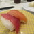 魚べい - まぐろ・サーモン 110円(2021年4月)