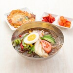 Koriankicchimmashitta - マシッタ特製冷麺（キムチ付き）+チヂミ付き