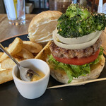 パントリー コヨーテ - 