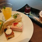 cafe & restaurant ウエストリバー - 