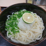 手打うどん くうかい - しょうゆうどん（お醤油をかけていただきます）